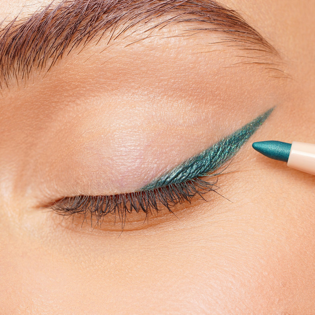 Glow Glamour Eyeliner | 17 Lagoon